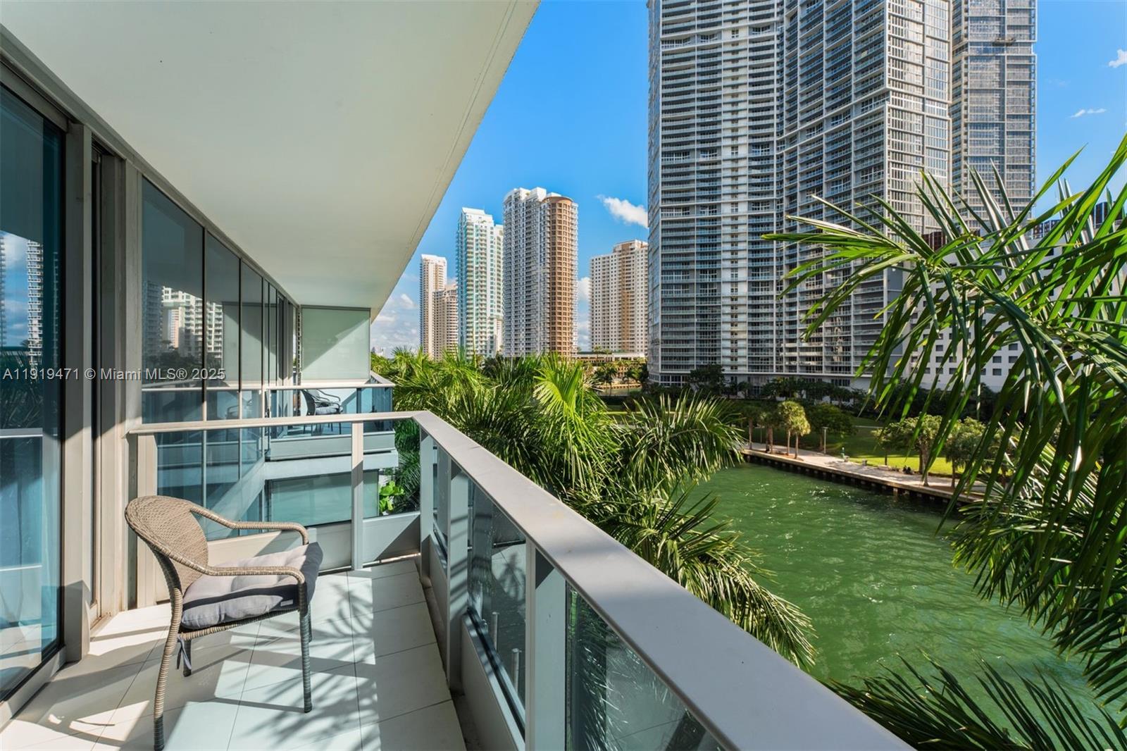 200 Biscayne Boulevard Way #303, Miami FL 33131