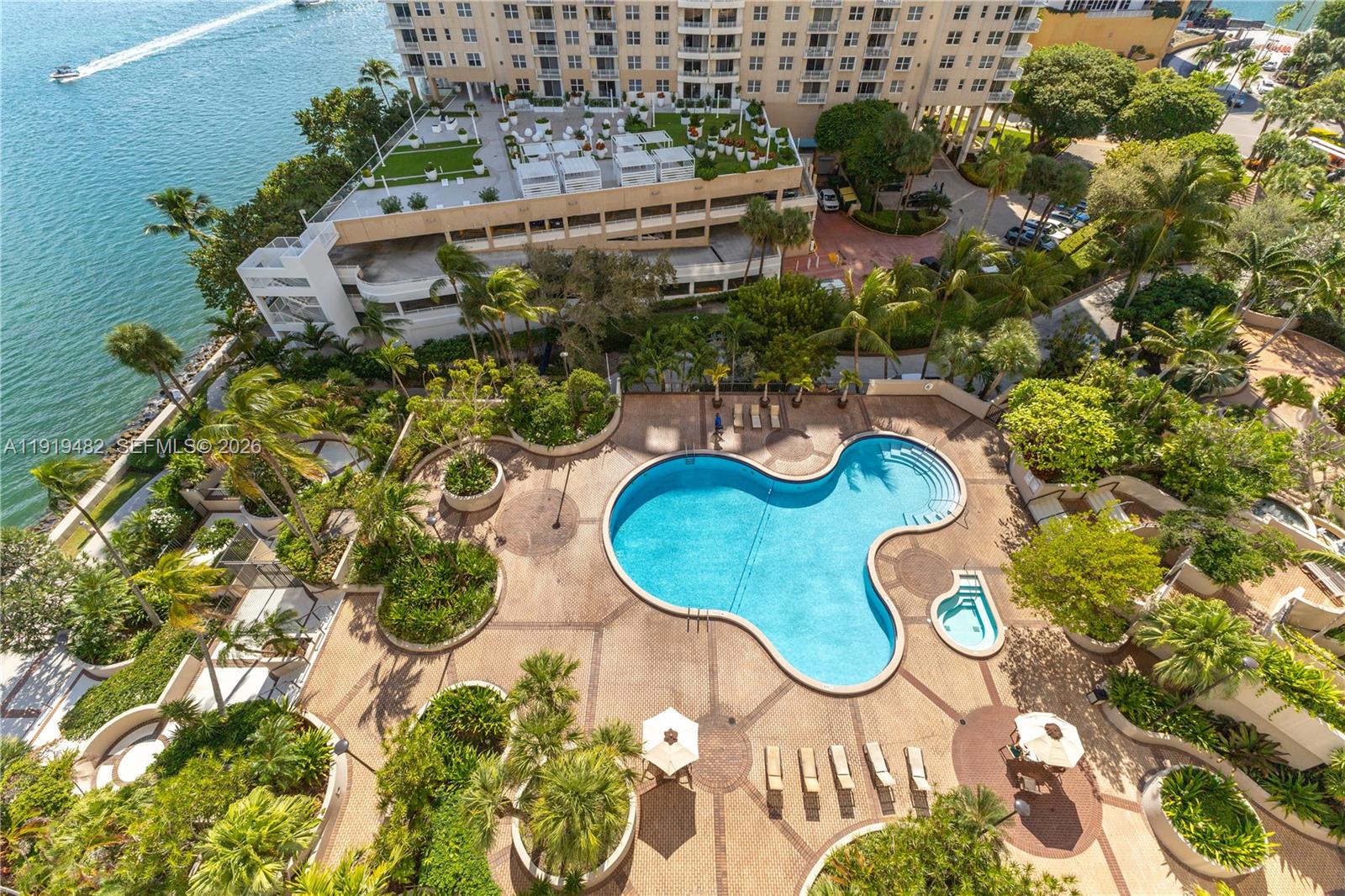 520 Brickell Key Dr #A1207, Miami FL 33131