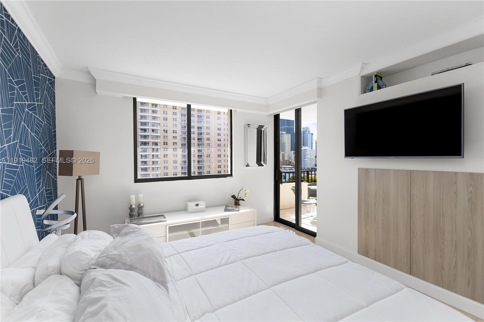 520 Brickell Key Dr #A1207, Miami FL 33131