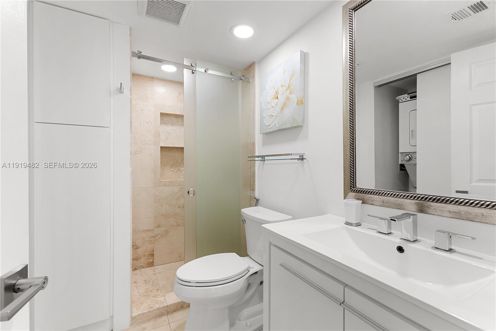 520 Brickell Key Dr #A1207, Miami FL 33131