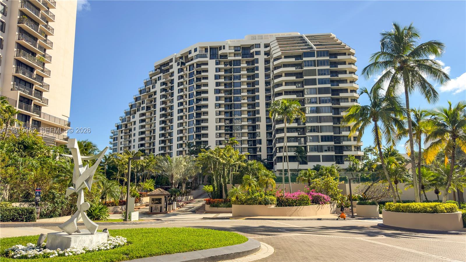 520 Brickell Key Dr #A1207, Miami FL 33131