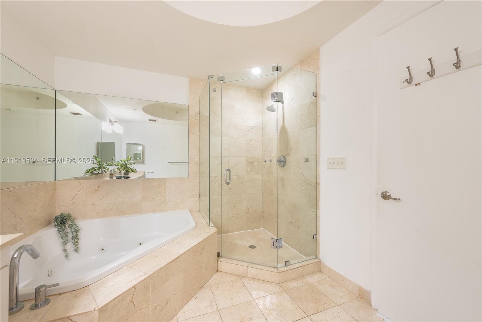 3131 NE 188th St #2-909, Aventura FL 33180