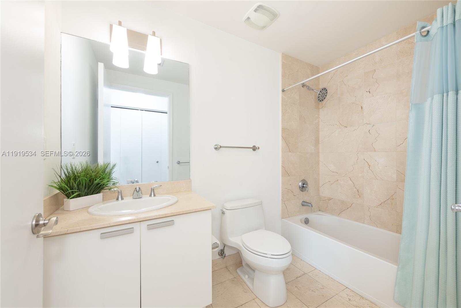 3131 NE 188th St #2-909, Aventura FL 33180