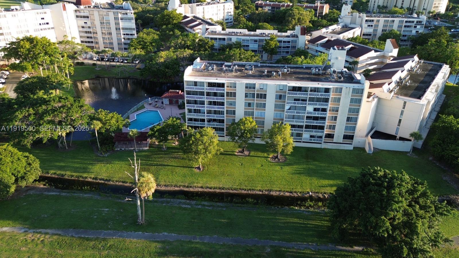 7051 Environ Blvd #436, Lauderhill FL 33319