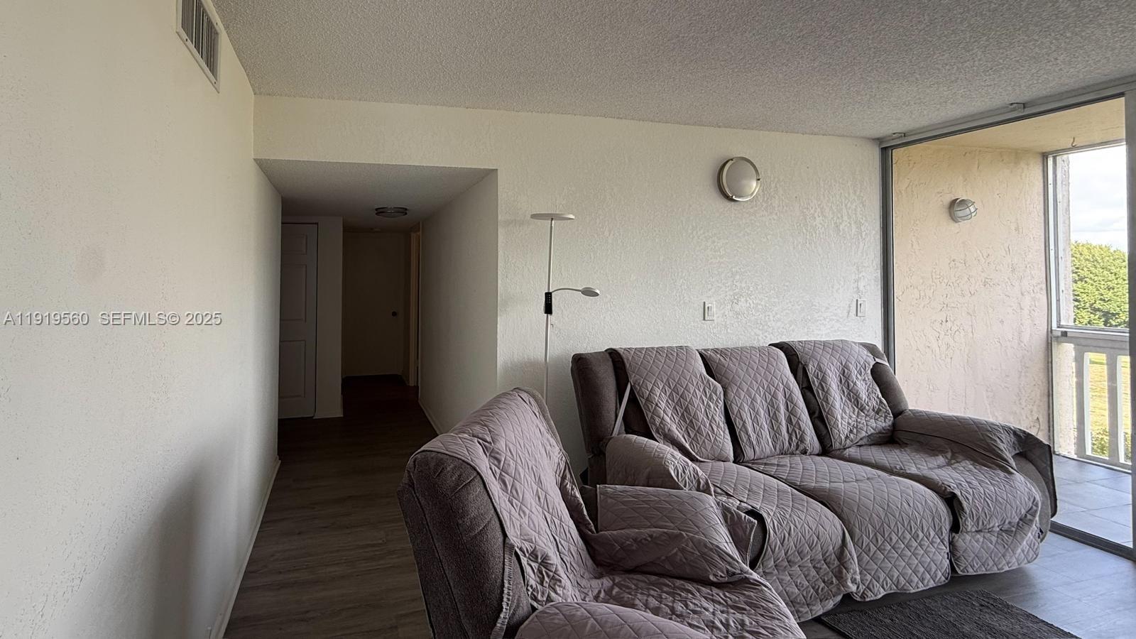 7051 Environ Blvd #436, Lauderhill FL 33319