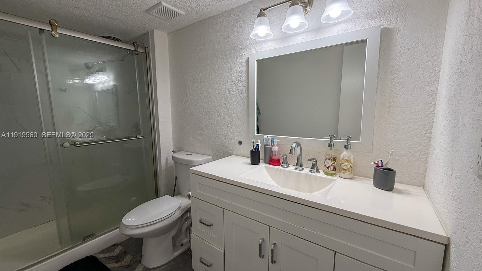7051 Environ Blvd #436, Lauderhill FL 33319
