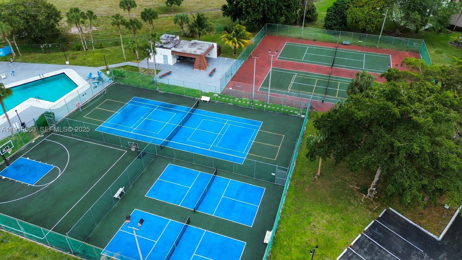 7051 Environ Blvd #436, Lauderhill FL 33319