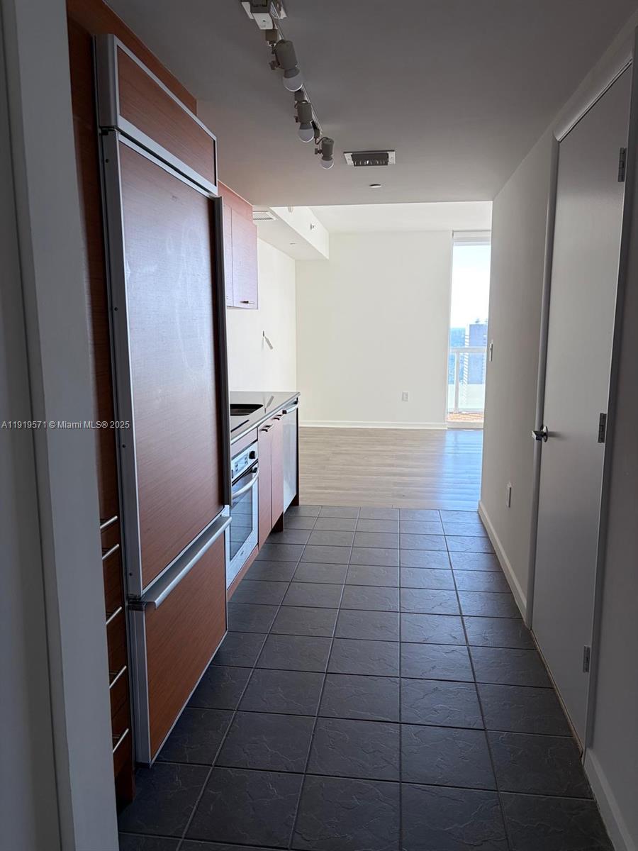 50 Biscayne Blvd #5303, Miami FL 33132
