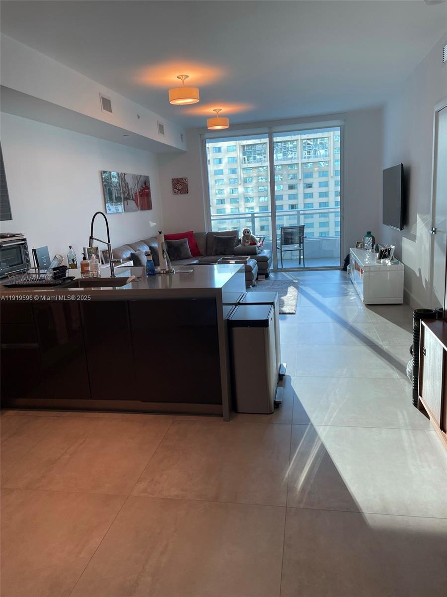 1080 BRICKELL AV #1502, Miami FL 33131