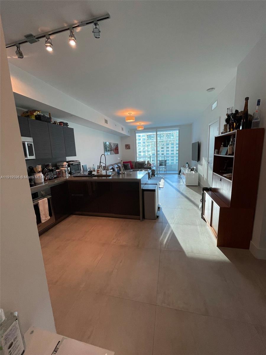 1080 BRICKELL AV #1502, Miami FL 33131