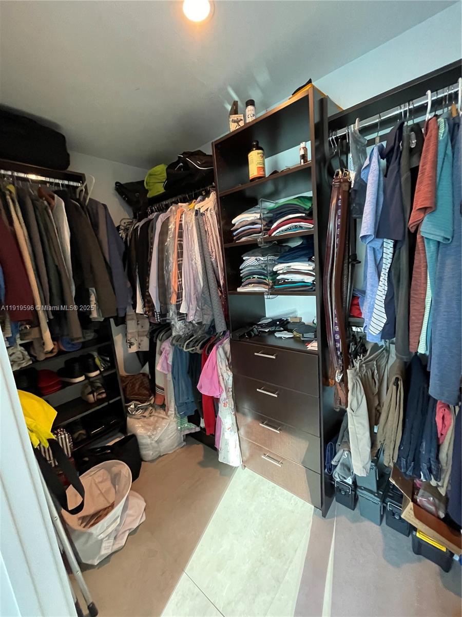 1080 BRICKELL AV #1502, Miami FL 33131