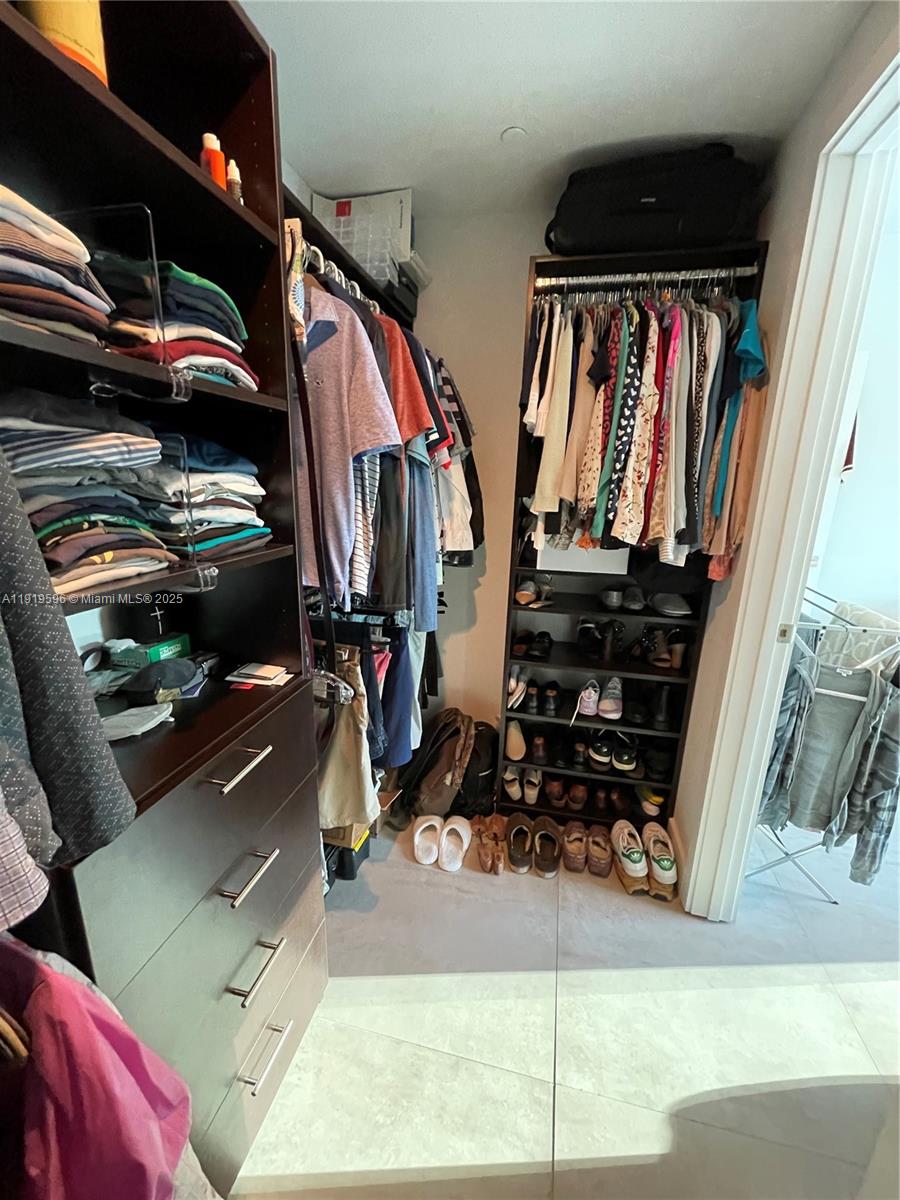 1080 BRICKELL AV #1502, Miami FL 33131