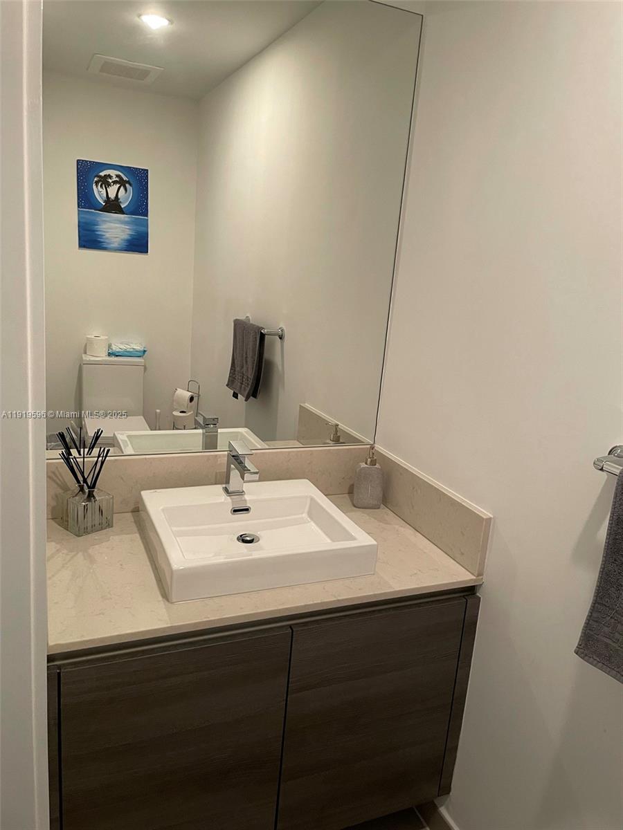 1080 BRICKELL AV #1502, Miami FL 33131