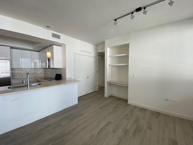 999 SW 1 AV #3214, Miami FL 33130