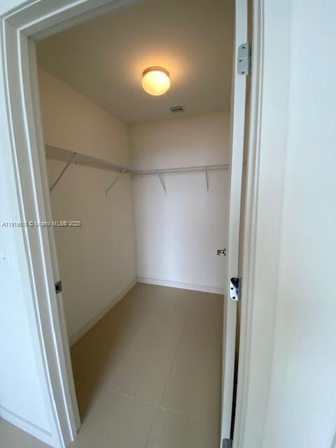 999 SW 1 AV #3214, Miami FL 33130