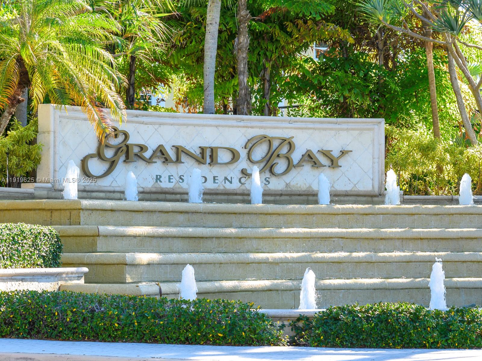 445 Grand Bay Dr #303, Key Biscayne FL 33149