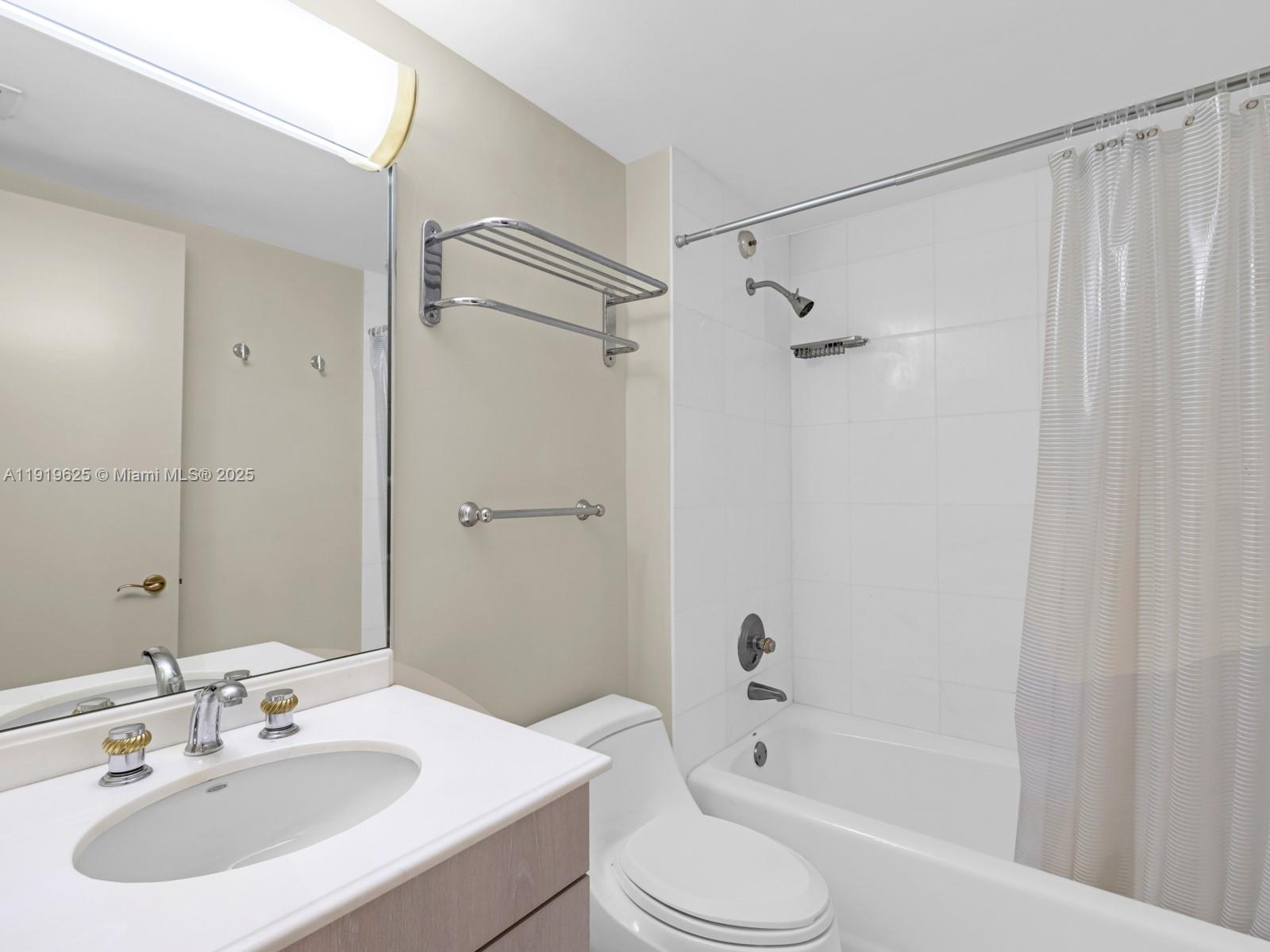 445 Grand Bay Dr #303, Key Biscayne FL 33149
