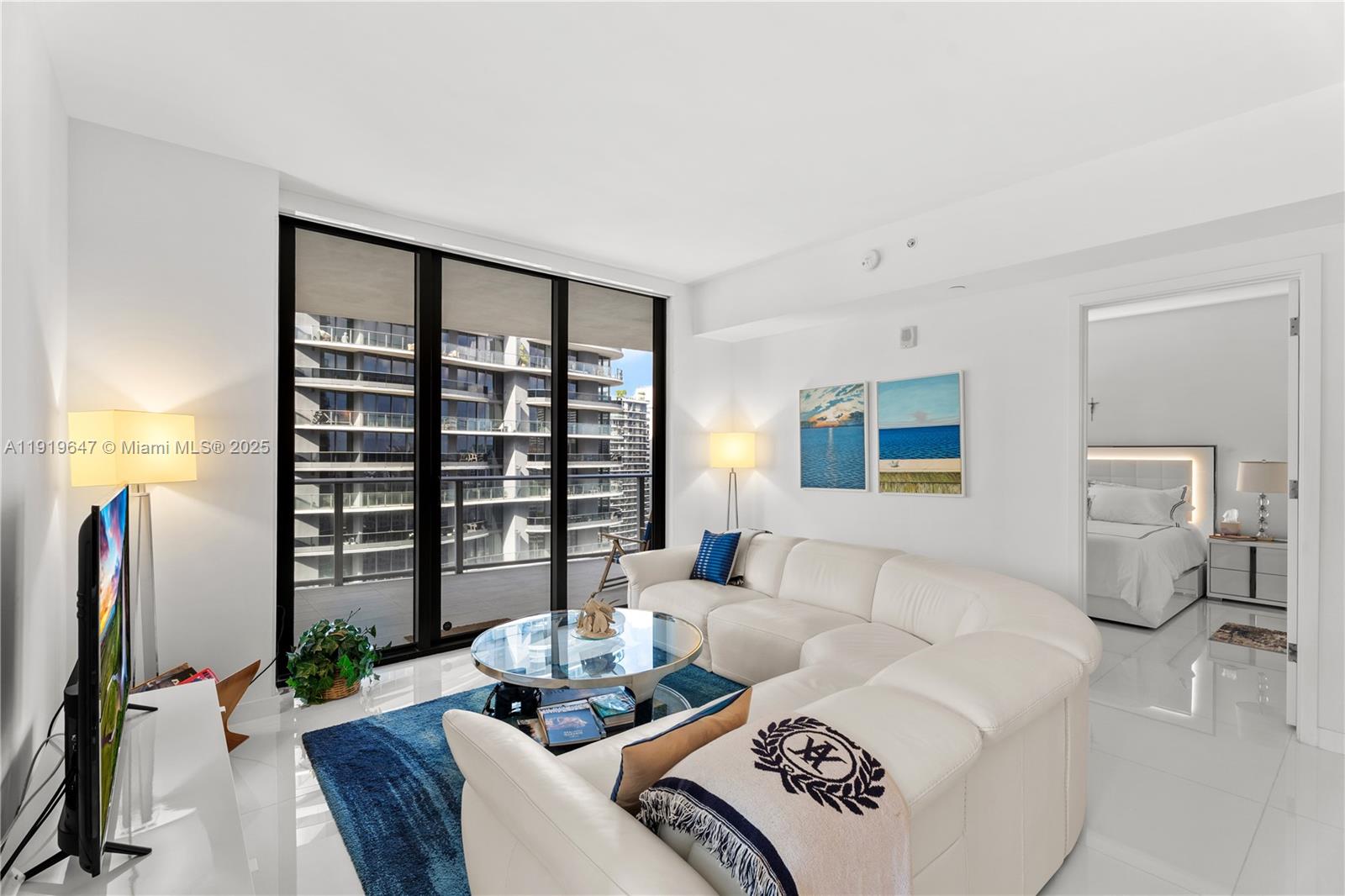 1010 Brickell Ave #4206, Miami FL 33131