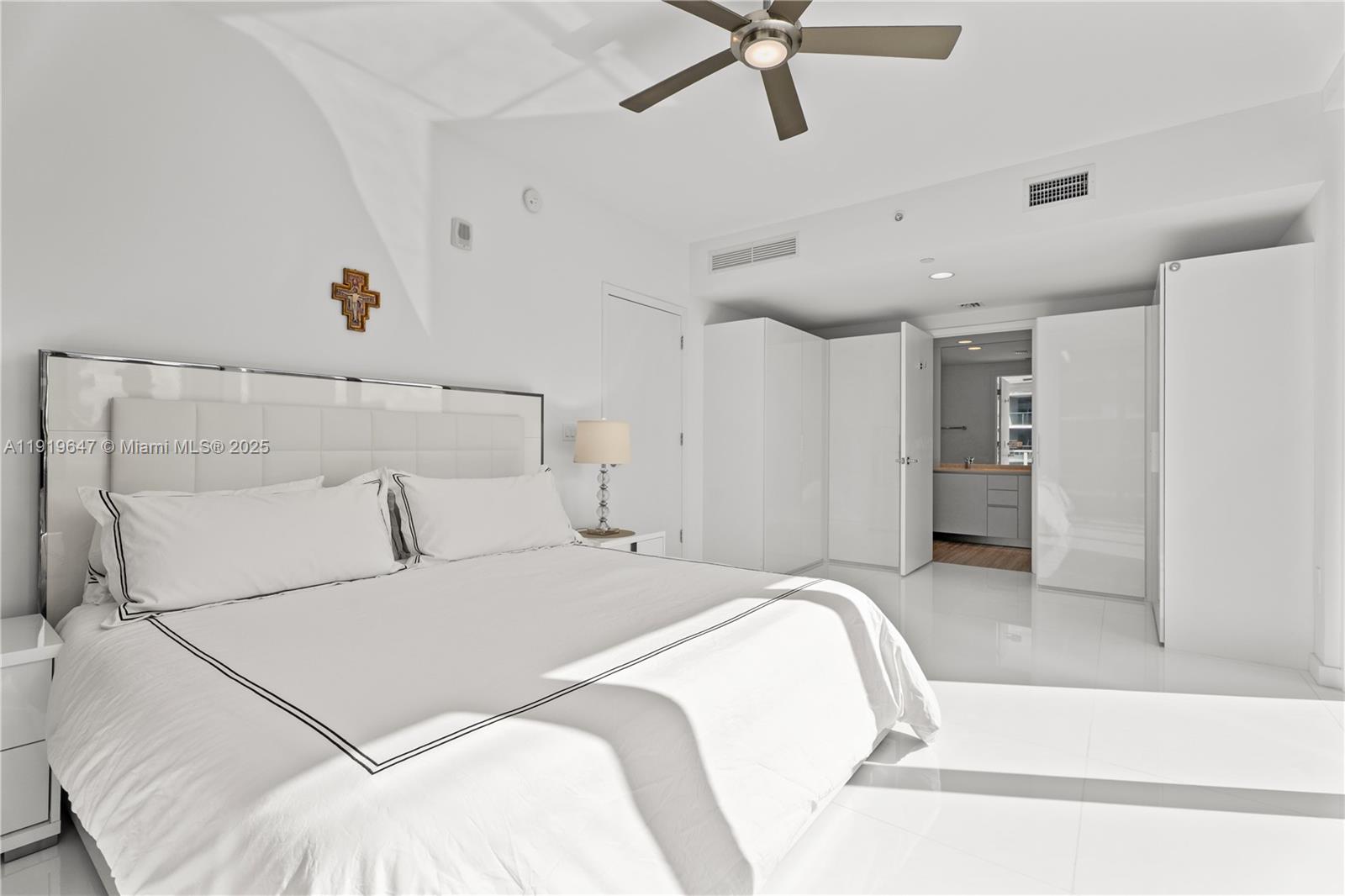 1010 Brickell Ave #4206, Miami FL 33131