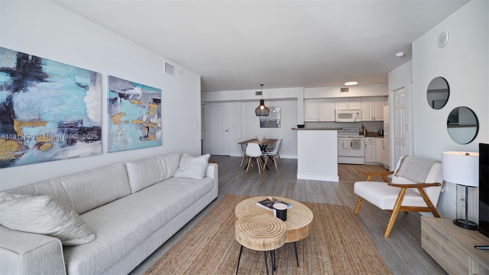 1155 Brickell Bay Dr #2203, Miami FL 33131