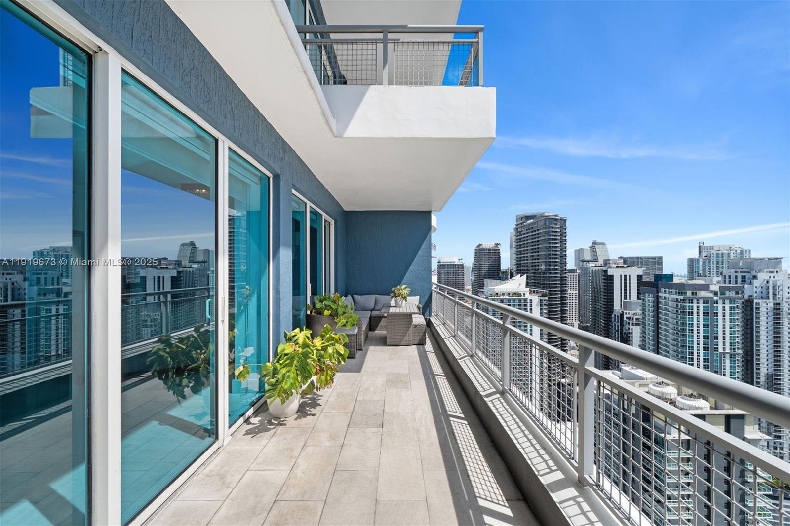 60 SW 13th St #4606, Miami FL 33130