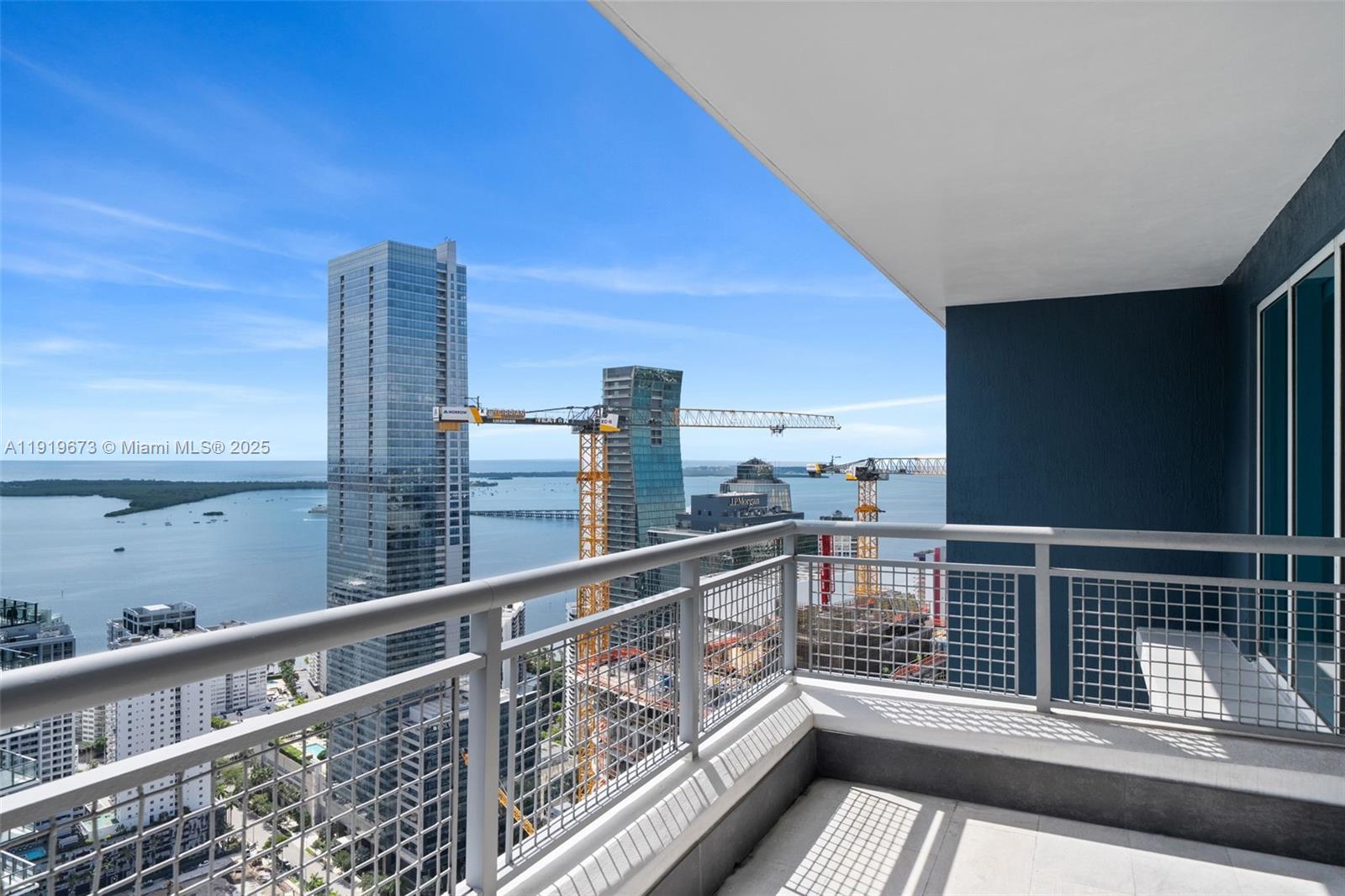 60 SW 13th St #4606, Miami FL 33130