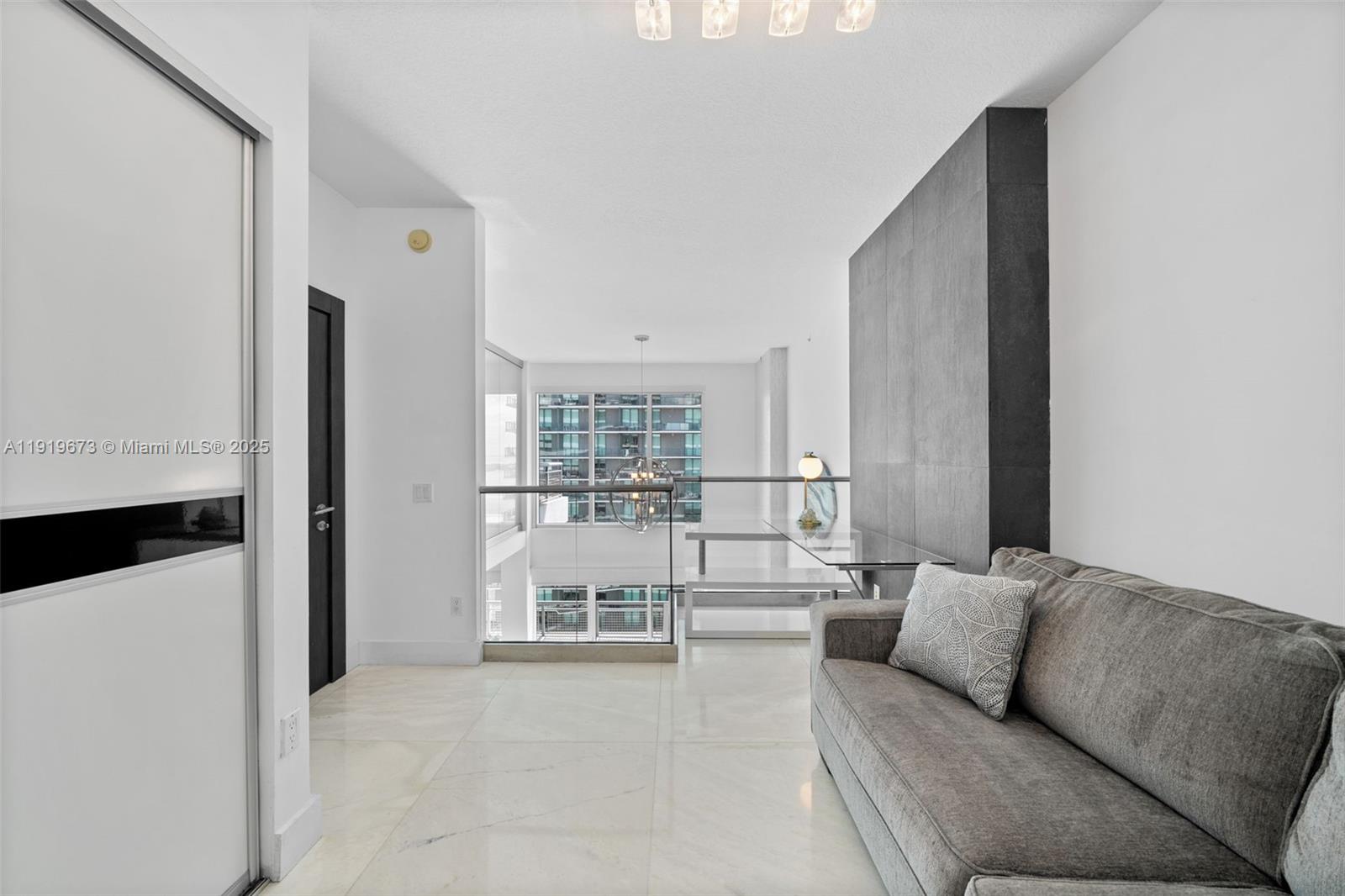 60 SW 13th St #4606, Miami FL 33130