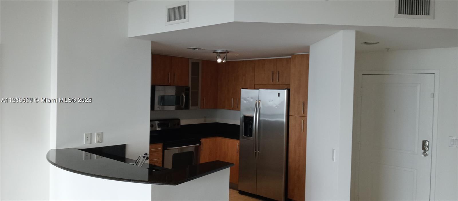 7900 Harbor Island Dr #1003, North Bay Village FL 33141