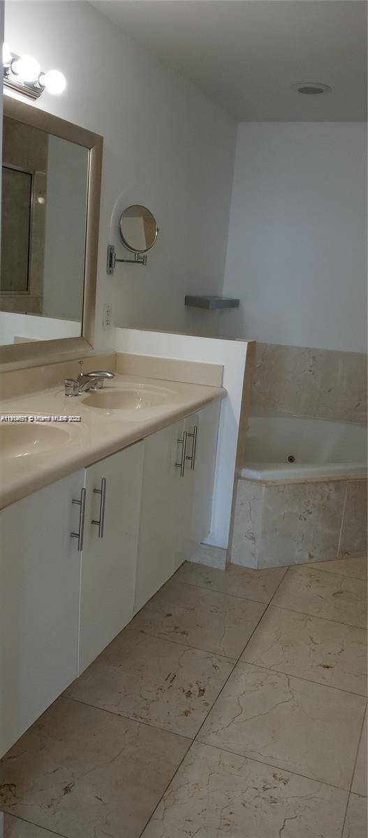 7900 Harbor Island Dr #1003, North Bay Village FL 33141