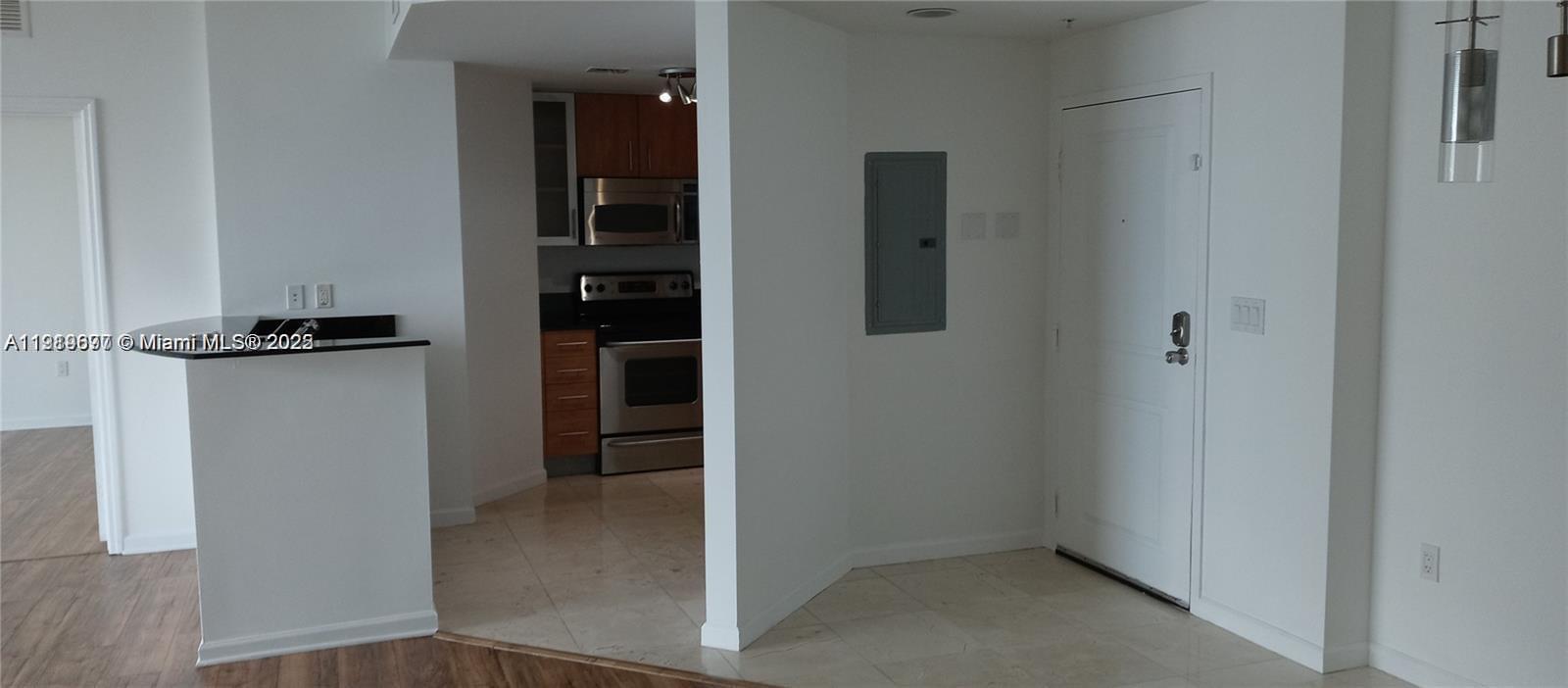7900 Harbor Island Dr #1003, North Bay Village FL 33141