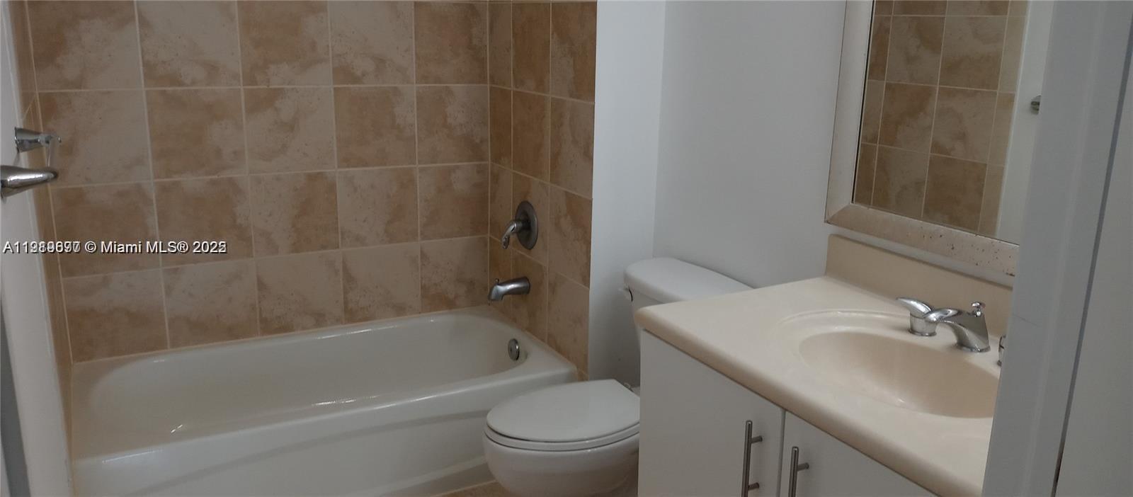 7900 Harbor Island Dr #1003, North Bay Village FL 33141