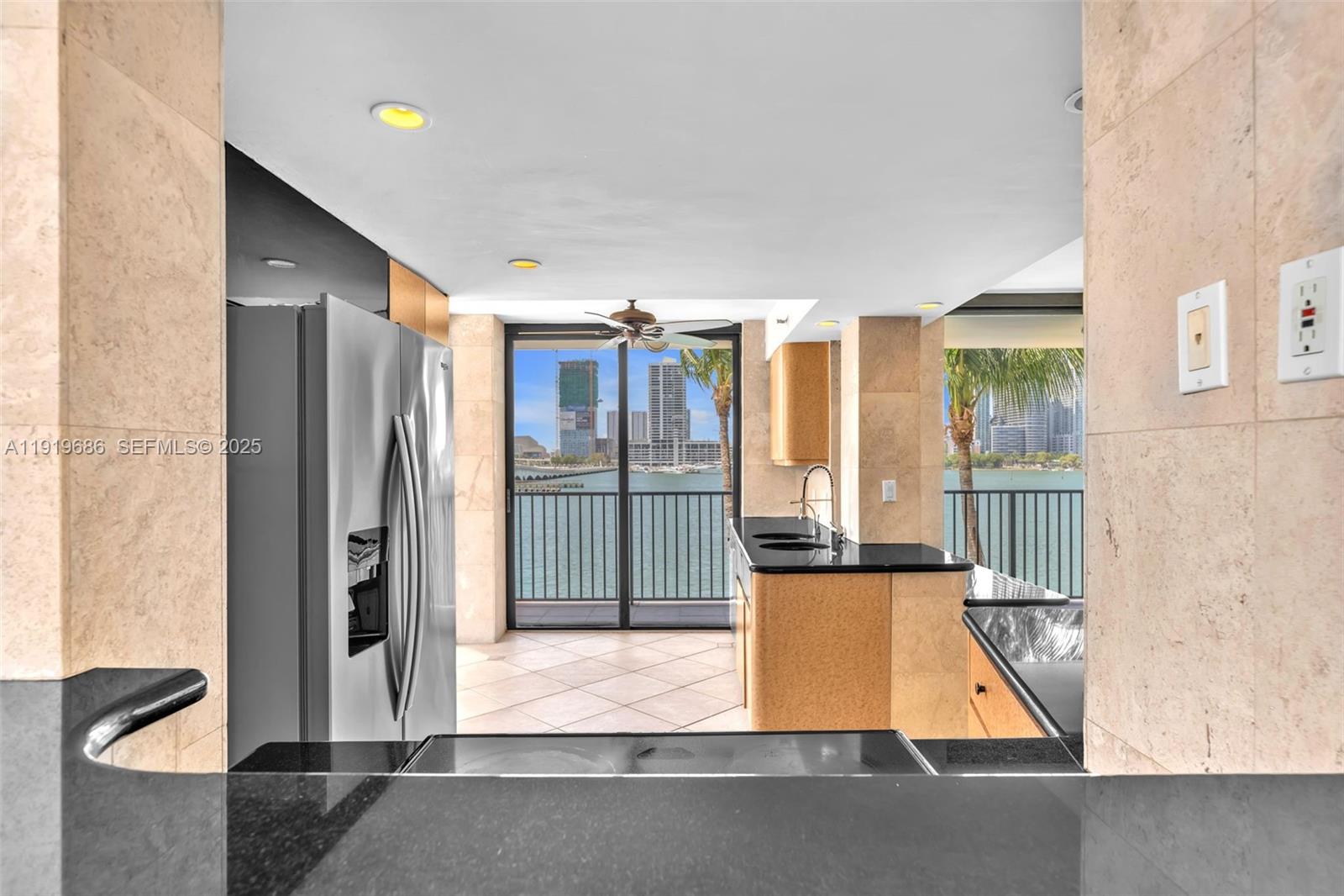 801 N Venetian Dr #208, Miami Beach FL 33139