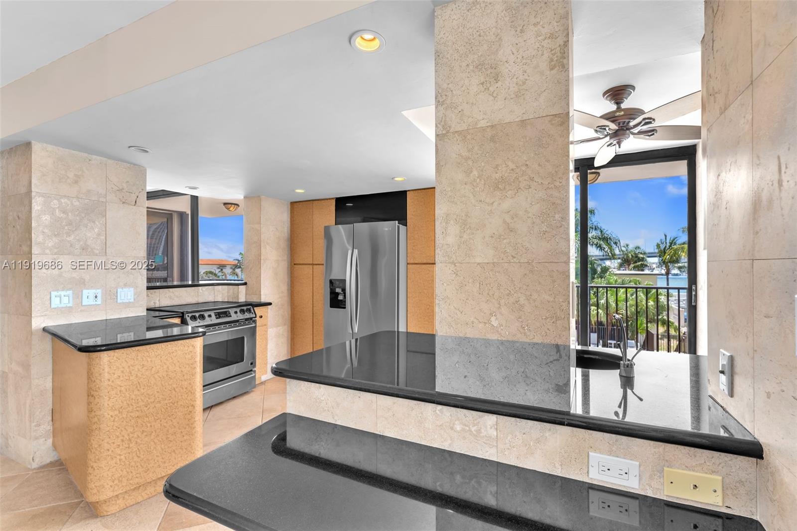 801 N Venetian Dr #208, Miami Beach FL 33139