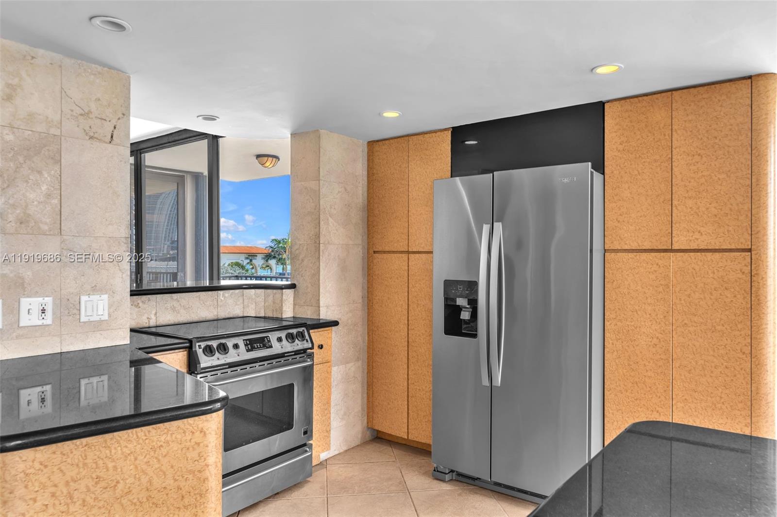 801 N Venetian Dr #208, Miami Beach FL 33139