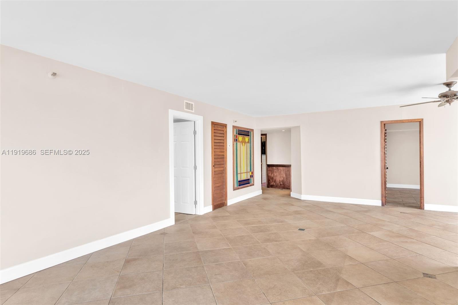801 N Venetian Dr #208, Miami Beach FL 33139