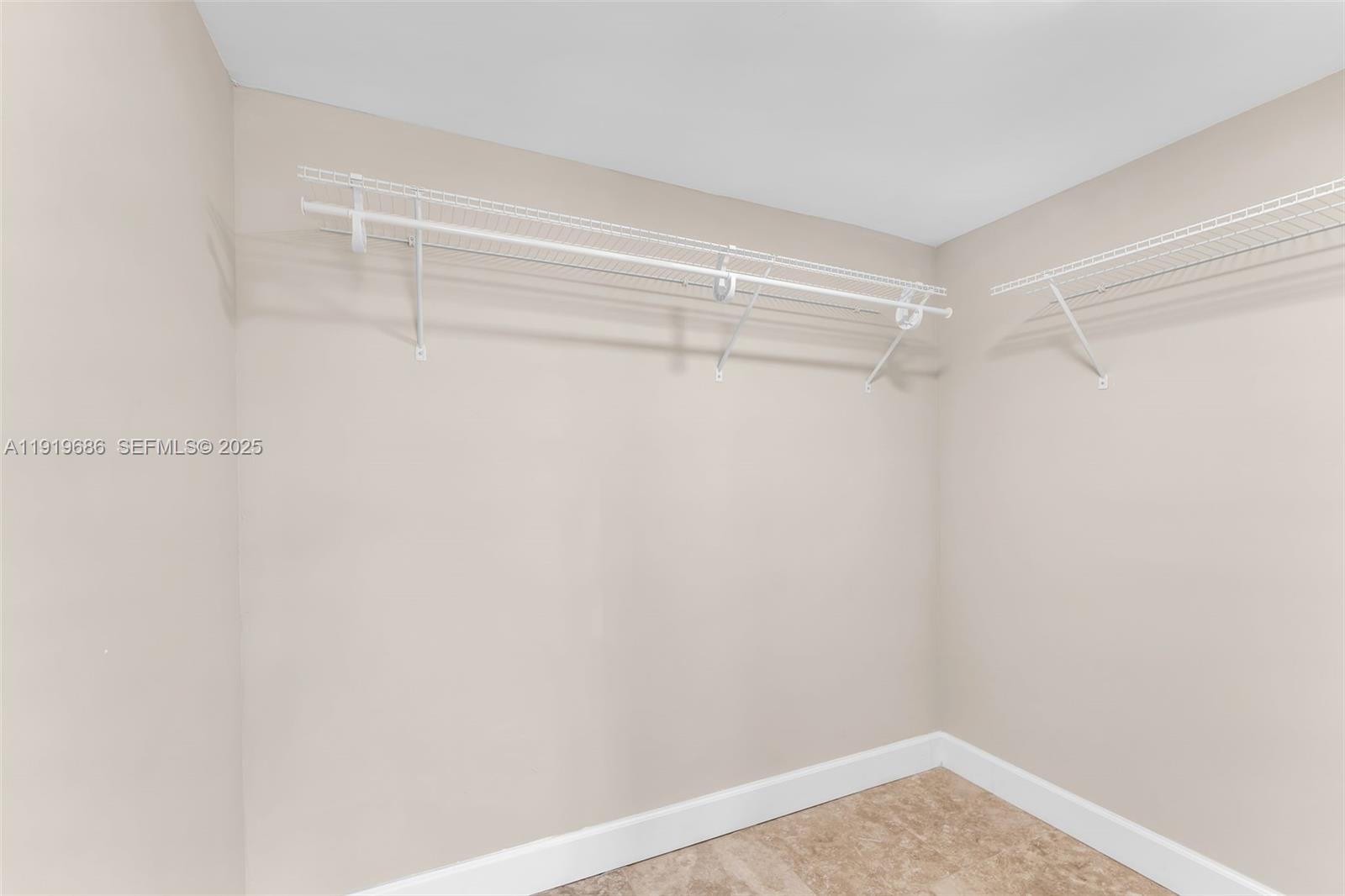 801 N Venetian Dr #208, Miami Beach FL 33139