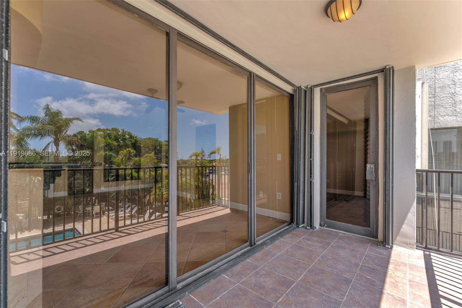 801 N Venetian Dr #208, Miami Beach FL 33139