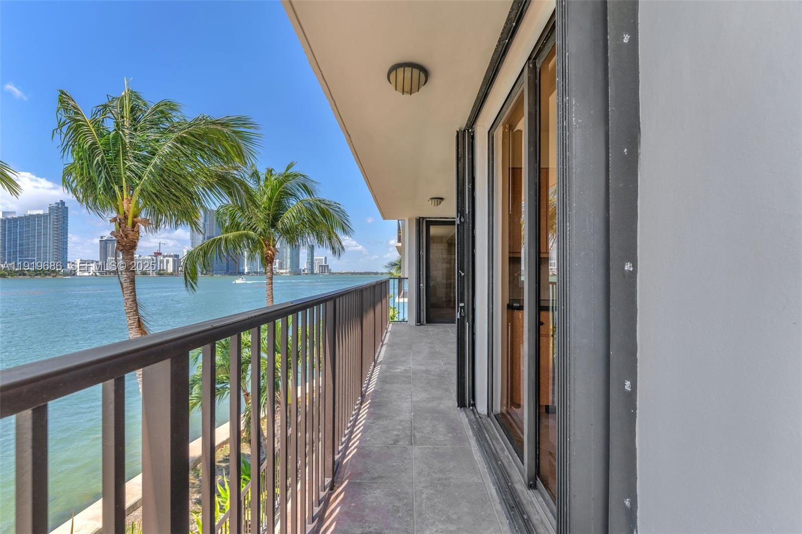 801 N Venetian Dr #208, Miami Beach FL 33139
