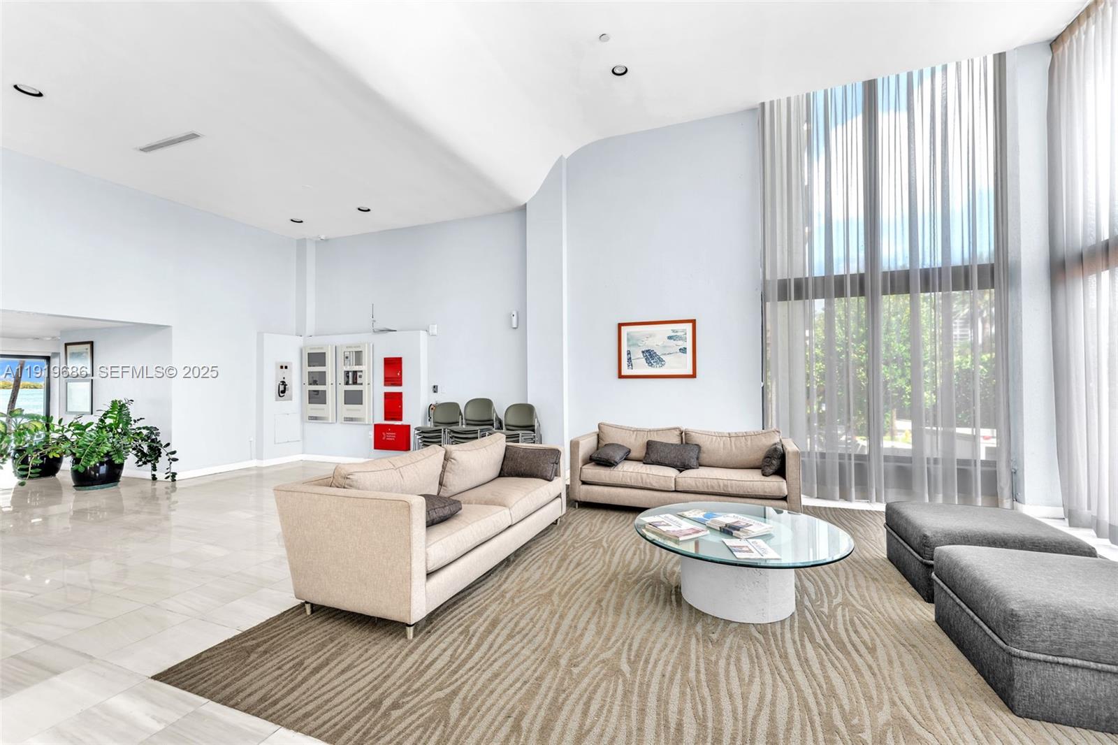 801 N Venetian Dr #208, Miami Beach FL 33139