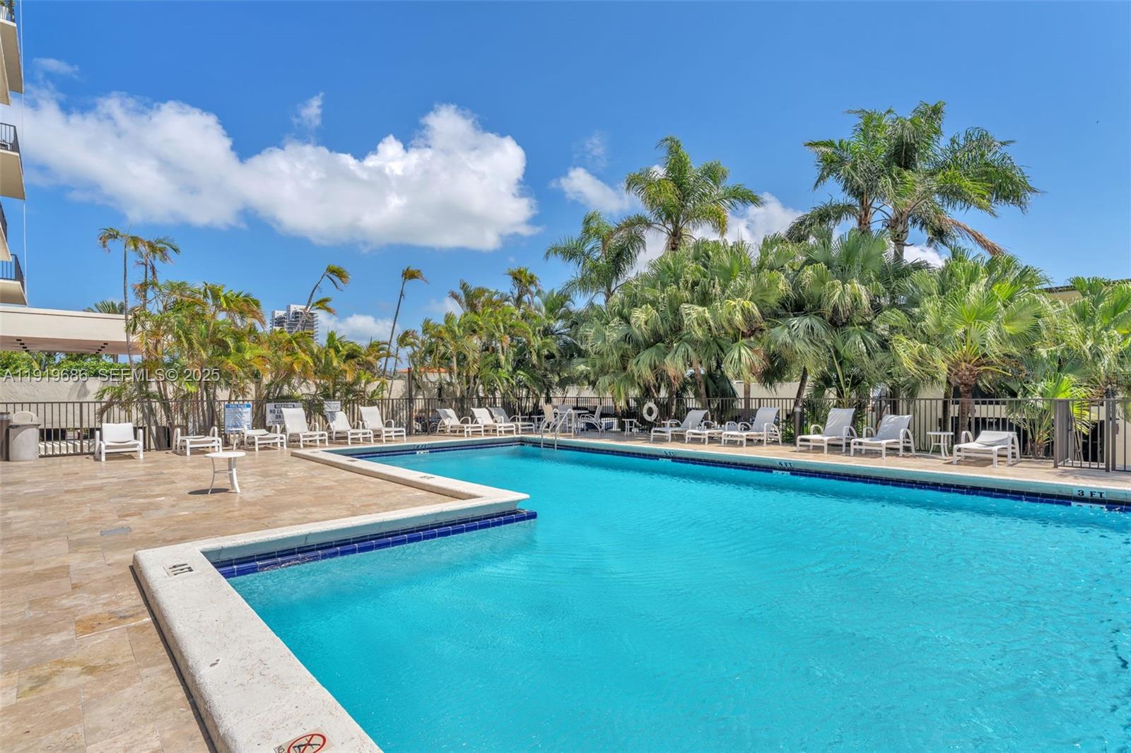 801 N Venetian Dr #208, Miami Beach FL 33139