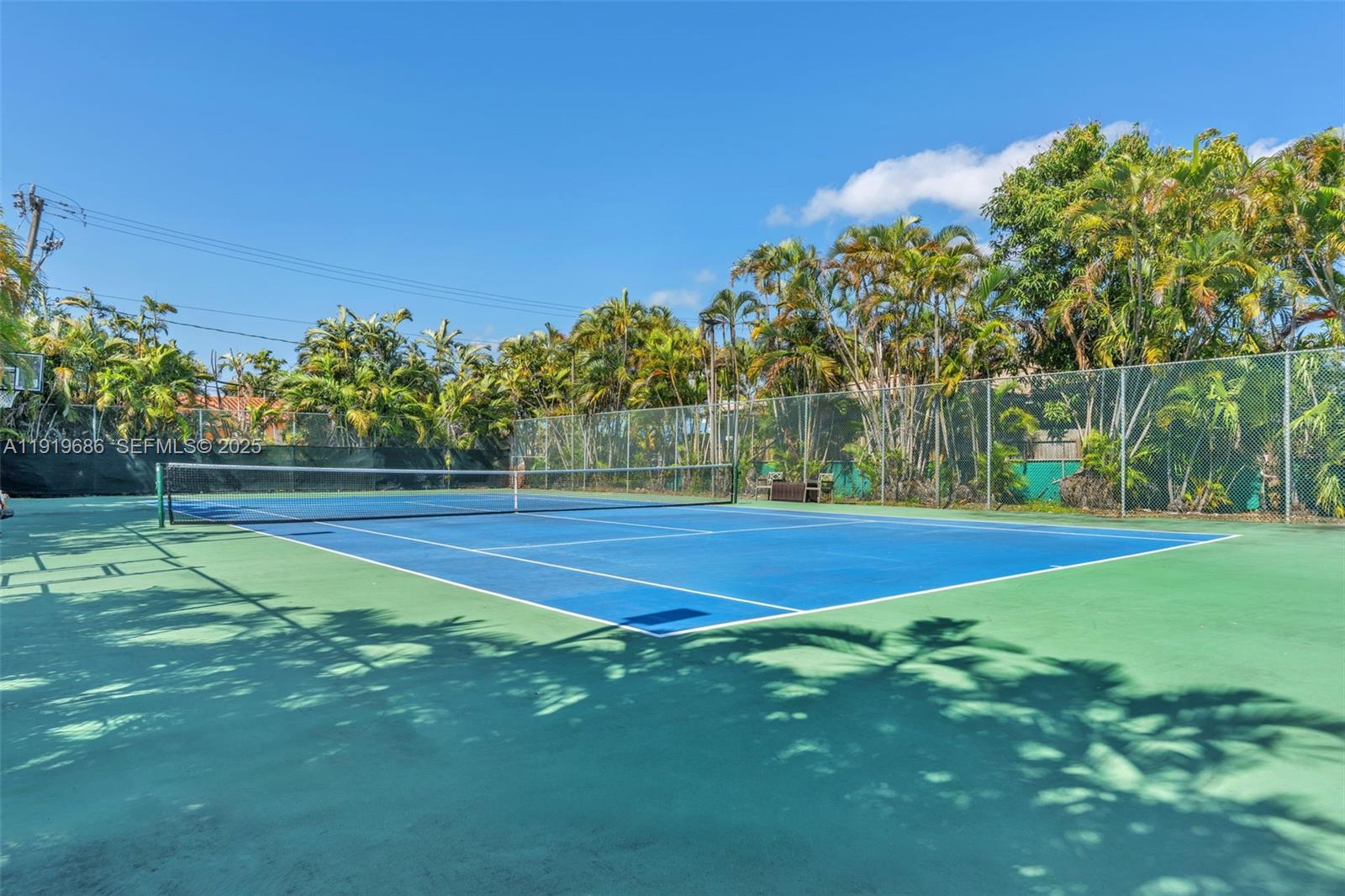 801 N Venetian Dr #208, Miami Beach FL 33139