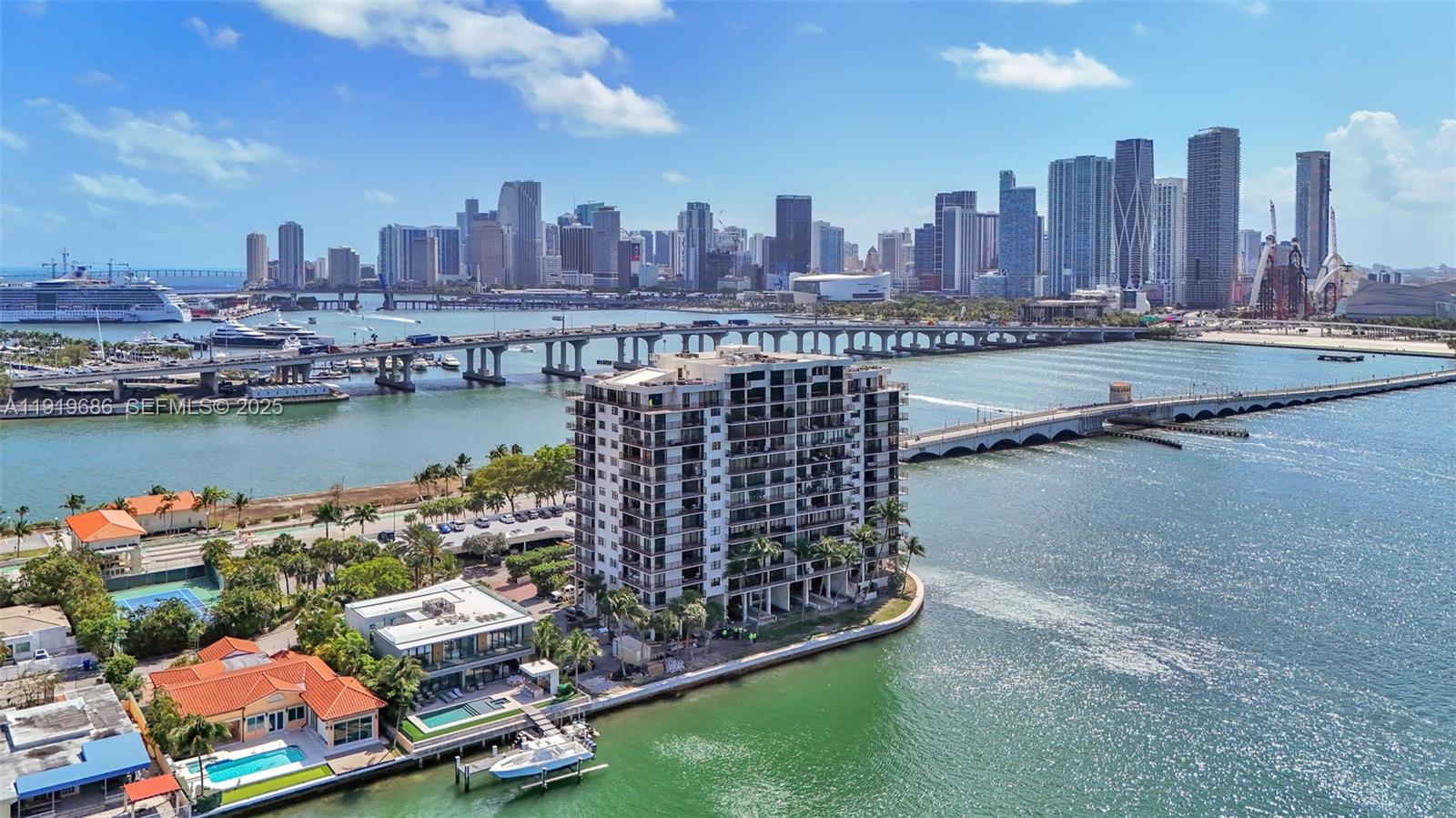 801 N Venetian Dr #208, Miami Beach FL 33139