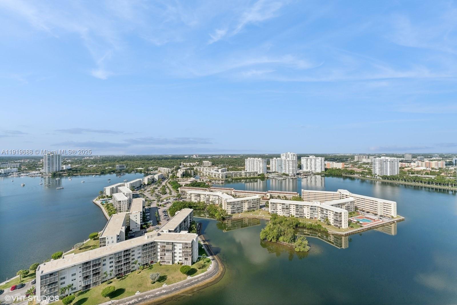 1000 W Island Blvd #2911, Aventura FL 33160