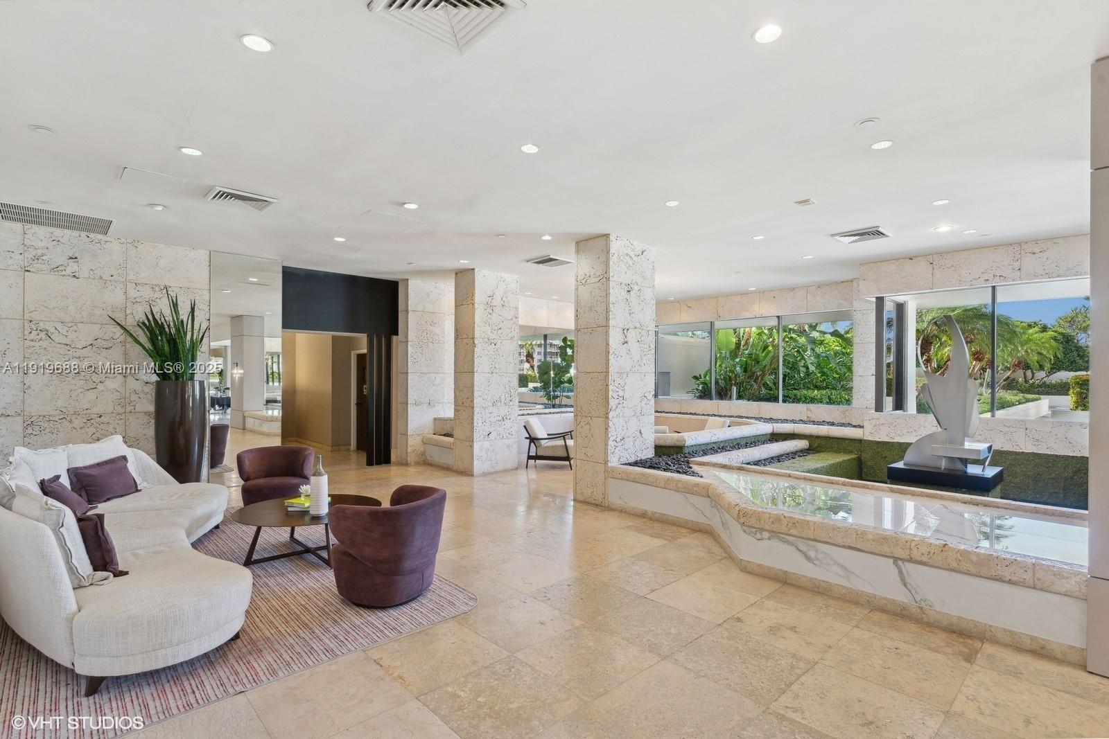 1000 W Island Blvd #2911, Aventura FL 33160