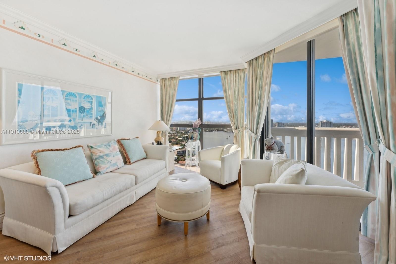 1000 W Island Blvd #2911, Aventura FL 33160