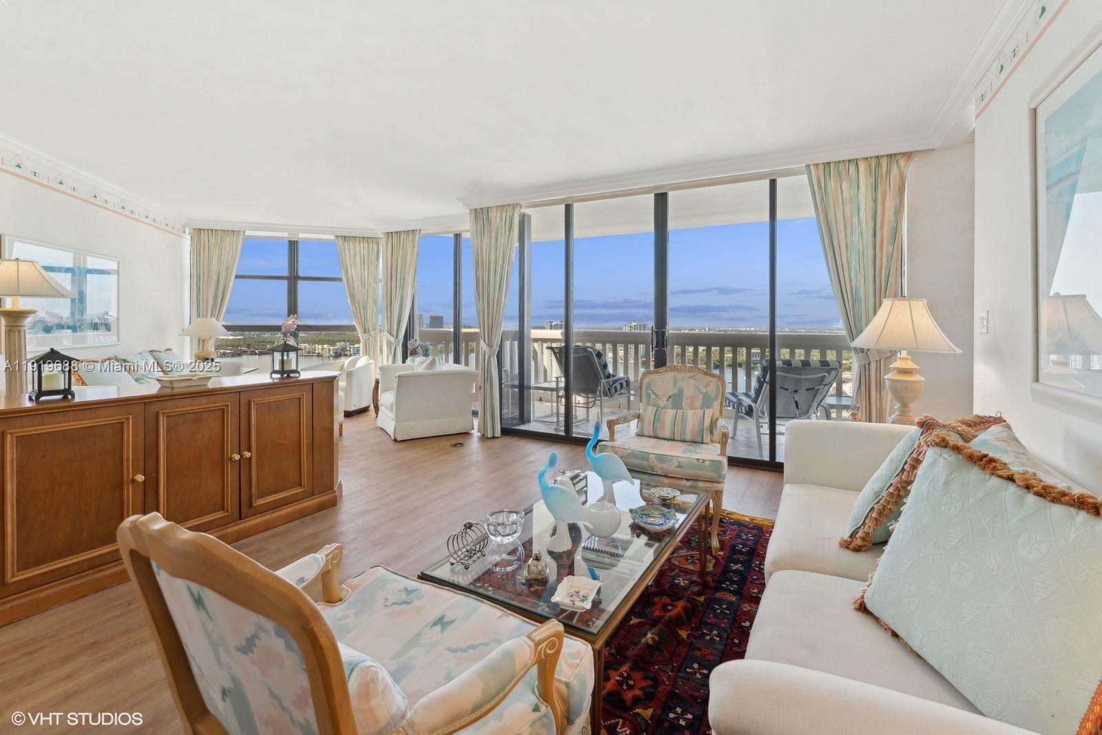 1000 W Island Blvd #2911, Aventura FL 33160