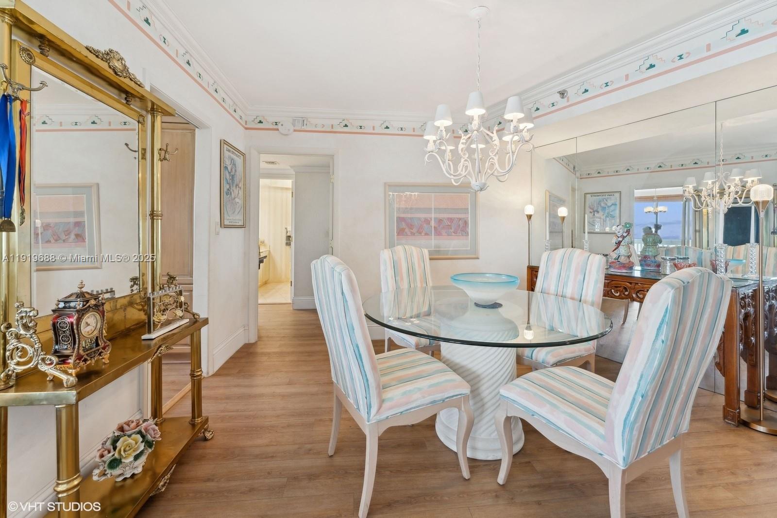 1000 W Island Blvd #2911, Aventura FL 33160
