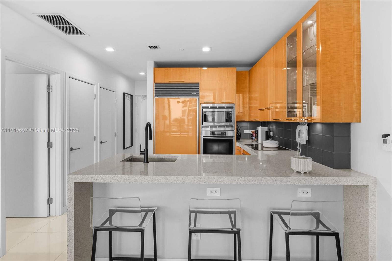 6799 Collins Ave #407, Miami Beach FL 33141