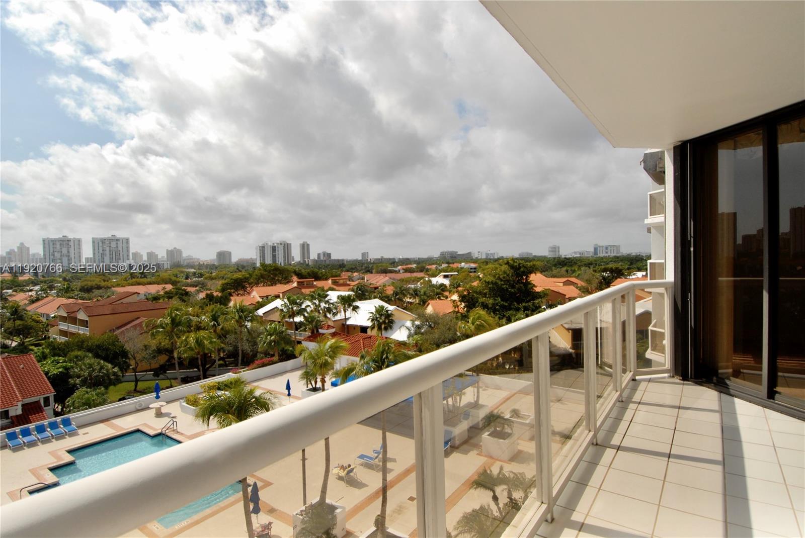 3600 Yacht Club Dr #1204, Aventura FL 33180