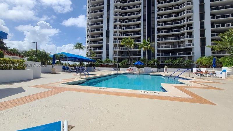 3600 Yacht Club Dr #1204, Aventura FL 33180